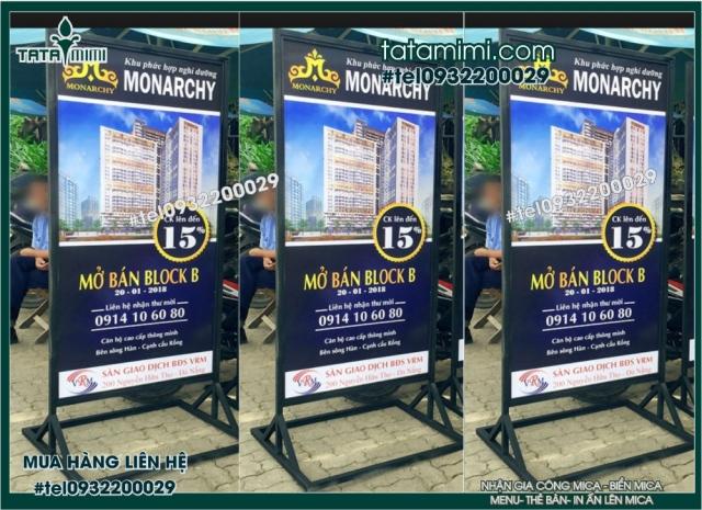 Standee ngoài trời kích thước cao nhất là bao nhiêu