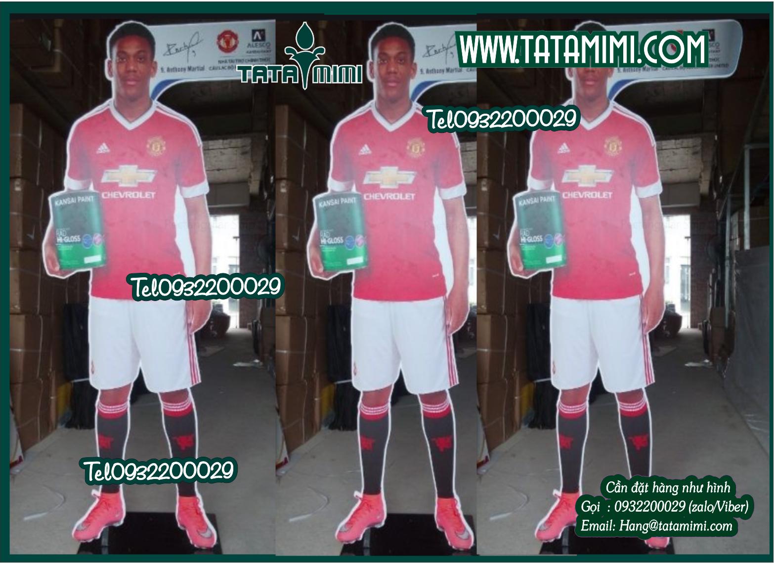 Standee mô phỏng hình người