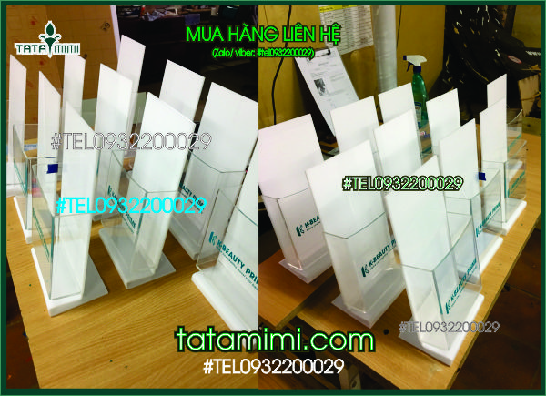 kệ để form mẫu trong ngân hàng