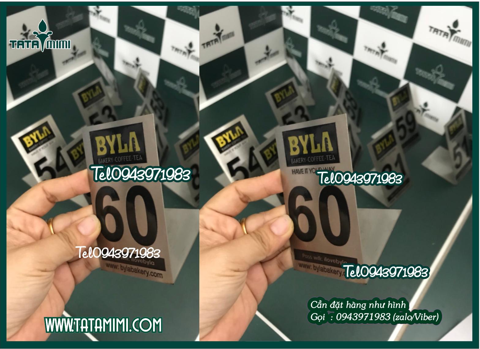 Thẻ bàn quán cà phê uốn chữ L