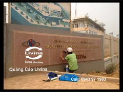 gia công mica chữ nổi