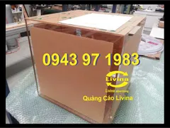 Hòm mica đựng tiền tip cho nhà hàng