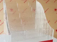 Kệ mica 5 tầng theo yêu cầu