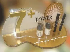 Kệ mica đựng mỹ phẩm