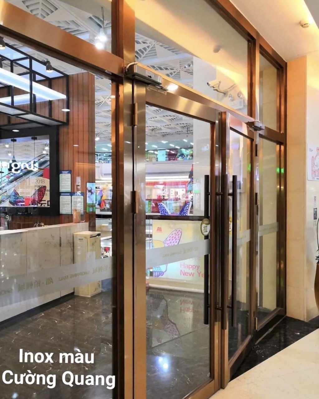 CỬA INOX VÀNG GƯƠNG