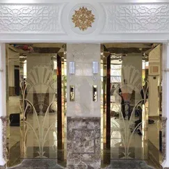 Tấm cửa cabine Rẻ Quạt