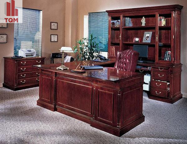 tuoi at mao hop huong nao