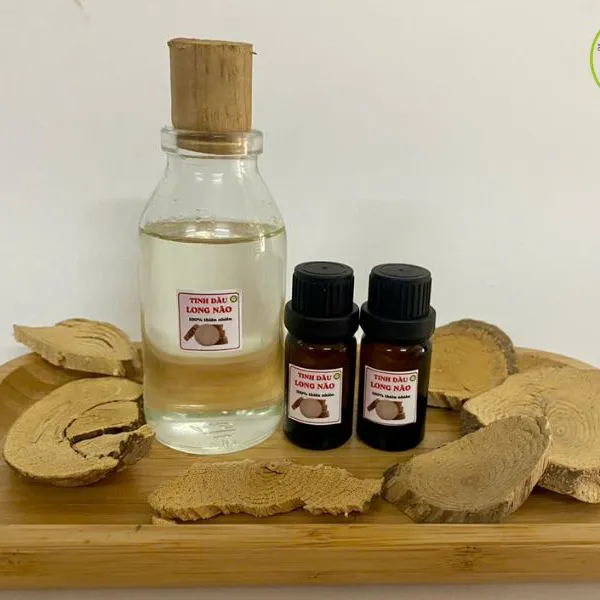 1 lít Tinh dầu long não nguyên chất
