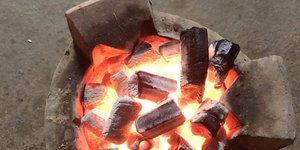 Cách sử dụng than BBQ không khói