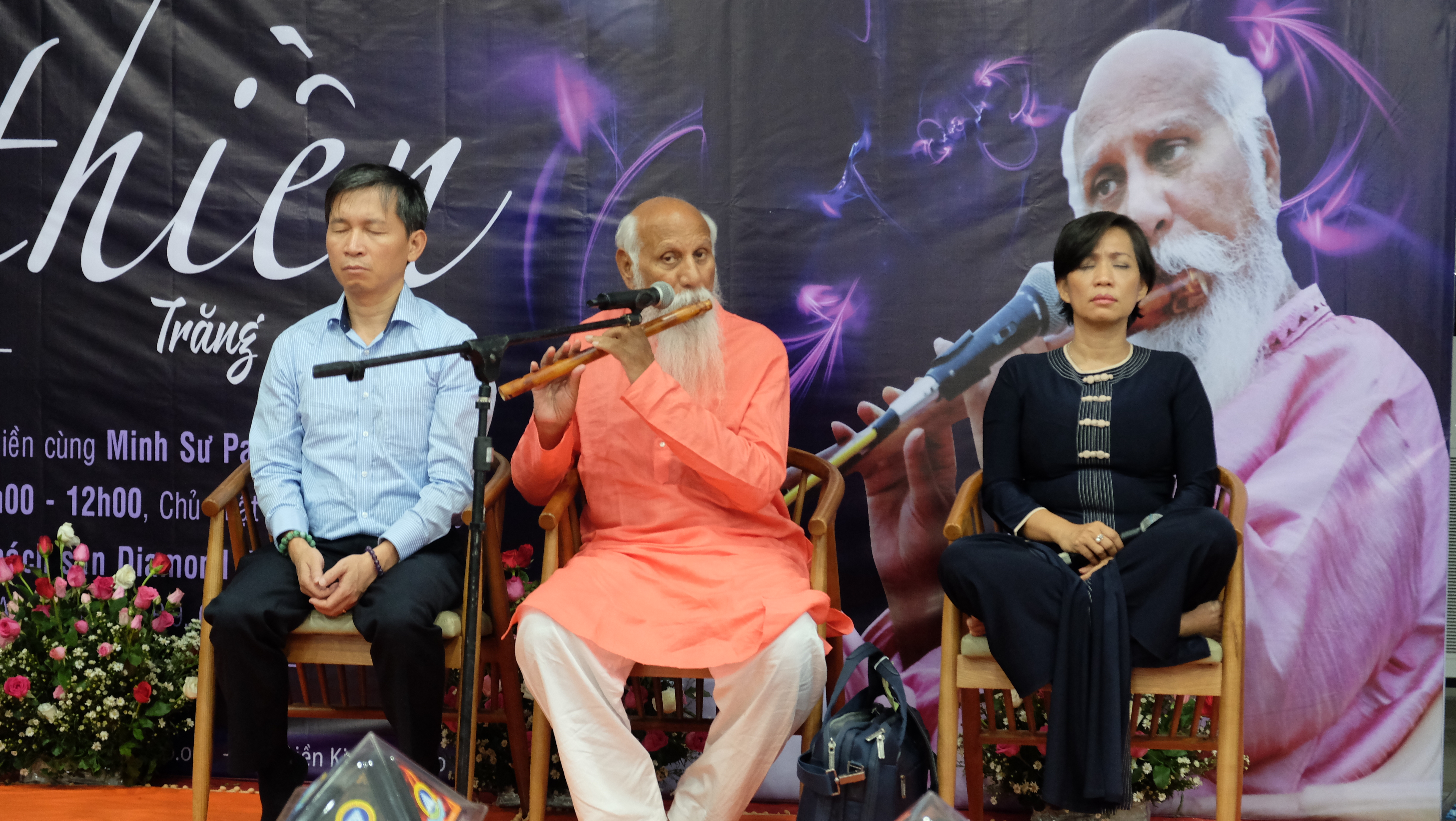 Minh sư Patriji và tiếng sáo Minh sư Patriji và tiếng sáo