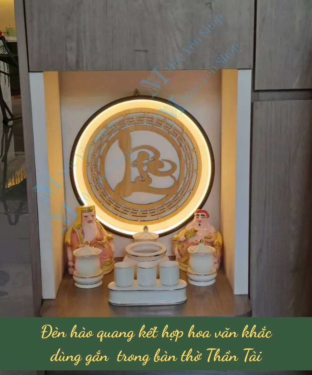 Đèn hào quang kết hợp hoa văn khắc dùng cho bàn thờ thàn tài