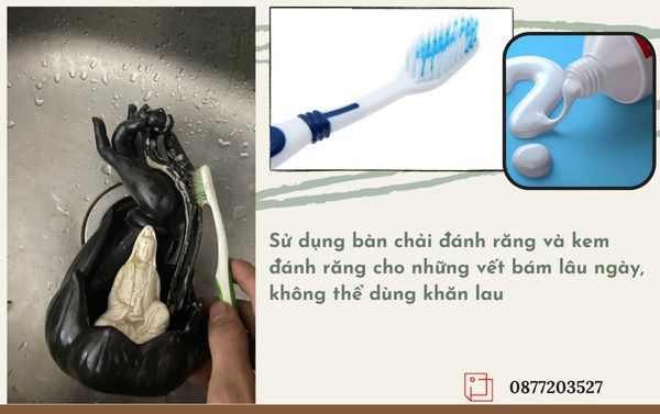 dung-kem-danh-rang-ve-sinh-thac-khoi-tram-huong