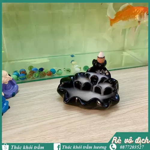 Thác khói trầm hương mẫu 4 Lá Sen 