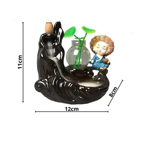 Thác khói trầm hương mẫu chú tiểu xanh bên thác