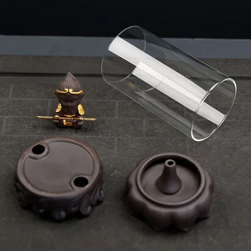 Thác khói trầm hương mẫu Ngộ Không ngồi thiền 