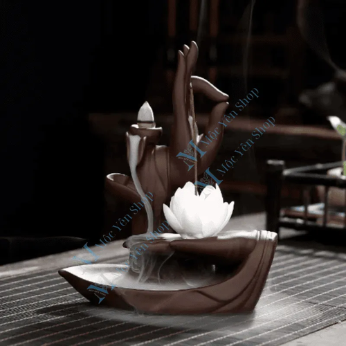 Thác Khói Trầm Hương Mẫu Tay Phật Thủ Ấn Nâu Kết Hợp Kệ Đèn