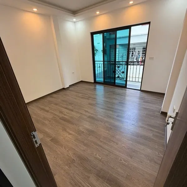 NHÀ MỚI TINH – THANG MÁY HIỆN ĐẠI – SỐNG GIỮA TRUNG TÂM TIỆN ÍCH VIN 🌟