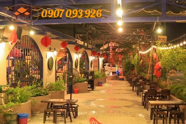 Mua bàn ghế gỗ cafe ở nơi uy tín