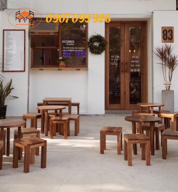 Bàn ghế gỗ cho quán cà phê