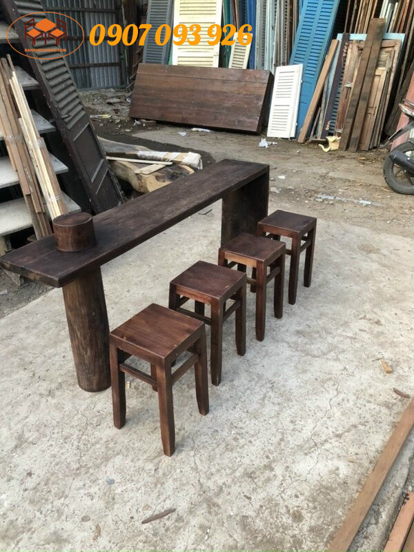 Chất lượng nổi trội của bàn ghế gỗ tự nhiên