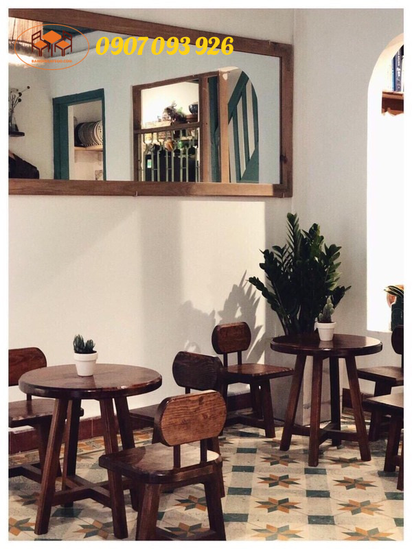 Bàn ghế gỗ hình tròn đa dạng kích thước