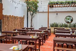 Tiêu chí để chọn lựa nơi cung cấp bàn ghế nhà hàng uy tín tại TP.Hồ Chí Minh