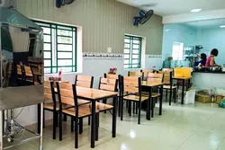 Những lưu ý khi mua bàn ghế quán ăn thanh lý