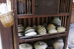 Lâm Hải mua bán đồ gỗ cũ giá rẻ chất lượng