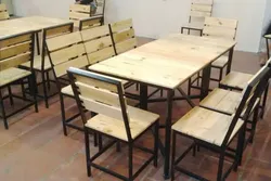 Ưu điểm khi sử dụng bàn ghế gỗ quán ăn trang trí không gian quán