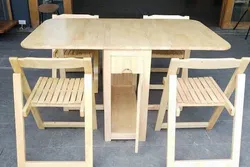 Những mẫu bàn ghế gỗ quán ăn hiện đại mà bạn không thể bỏ qua