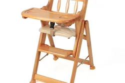 Có nên sử dụng ghế nhà hàng dành cho trẻ em?