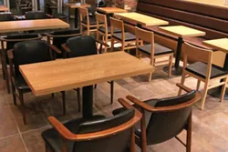 Mua bàn ghế gỗ quán ăn ở đâu chất lượng nhất giá tốt?