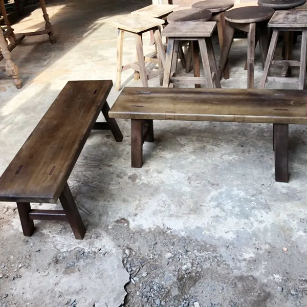 Ghế băng gỗ dài - Sự lựa chọn hoàn hảo cho không gian ngồi chung
