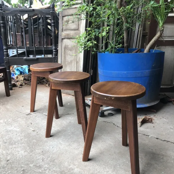 Ghế đôn gỗ mặt tròn