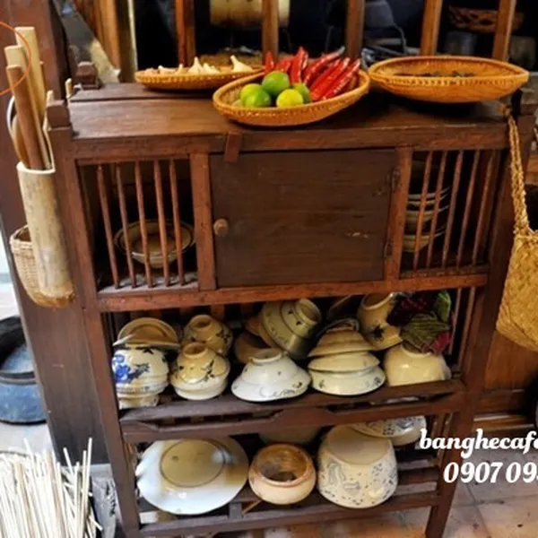 Tủ chạn bếp gỗ lựa chọn hàng đầu cho không gian cổ xưa