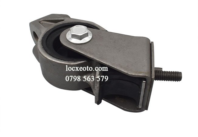 Chân máy xe ô tô mazda bt50 Chân máy xe ô tô mazda bt50