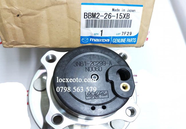 Moay ơ sau xe mazda 3 Moay ơ sau xe mazda 3