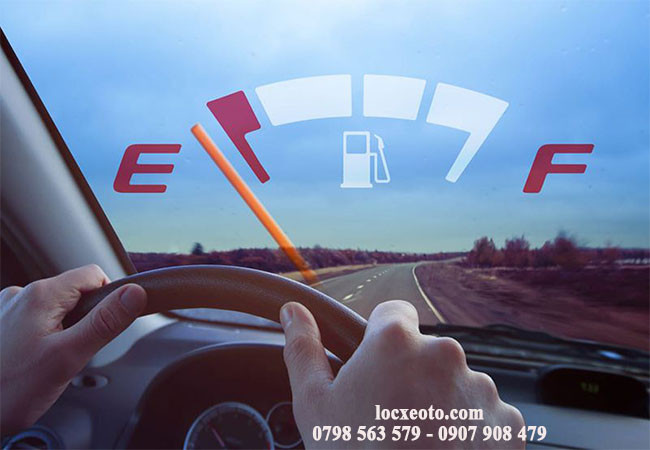 Một bộ lọc xăng bị kém chất lượng khiến xăng không được cung cấp đều đặn và đúng lượng vào động cơ Một bộ lọc xăng bị kém chất lượng khiến xăng không được cung cấp đều đặn và đúng lượng vào động cơ