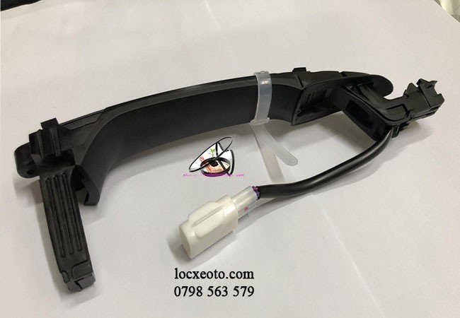 tay mở cửa ngoài trước phải xe mazda 3 tay mở cửa ngoài trước phải xe mazda 3