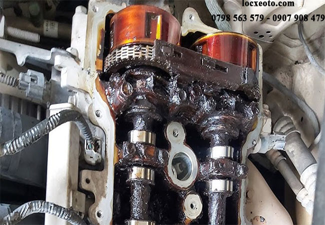 các cụm van cần bôi trơn dần hư hỏng do bị ảnh hưởng của việc cách tháo lọc nhớt ô tô không đúng cách các cụm van cần bôi trơn dần hư hỏng do bị ảnh hưởng của việc cách tháo lọc nhớt ô tô không đúng cách