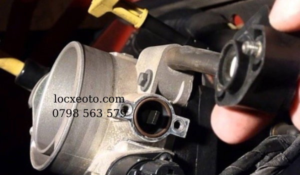 cảm biến bướm ga xe ford cảm biến bướm ga xe ford