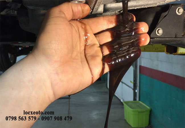 dầu trở nên đen là triệu chứng các bác nên thay ngay lọc dầu dầu trở nên đen là triệu chứng các bác nên thay ngay lọc dầu