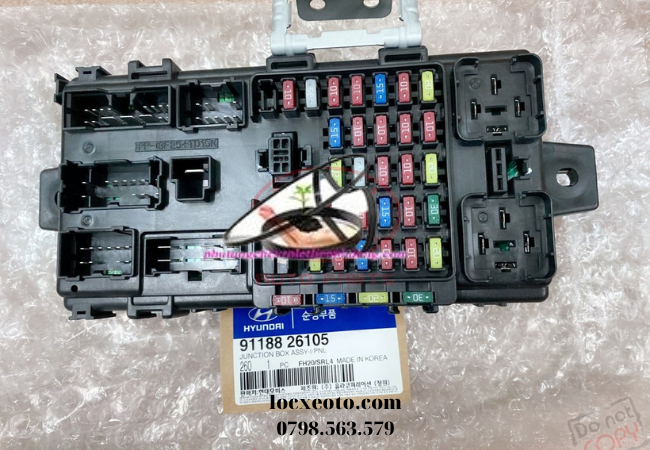 hộp cầu chì trong xe santafe hộp cầu chì trong xe santafe