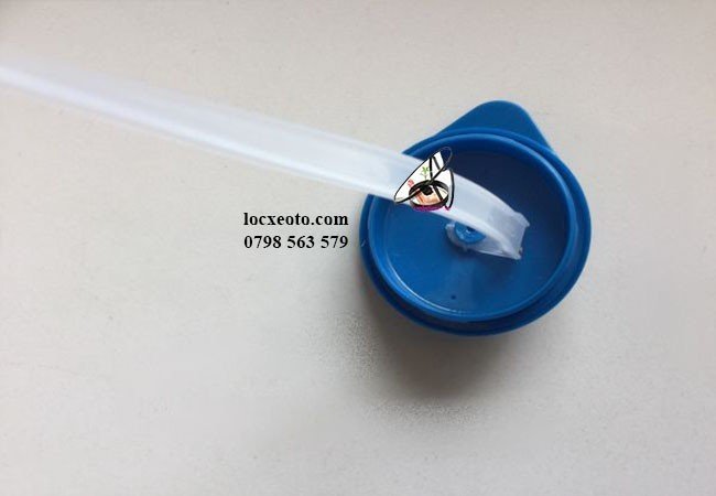 Nắp bình nước rửa kính mazda 3 Nắp bình nước rửa kính mazda 3