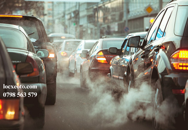 Ô tô gây ô nhiễm không khí là khí thải độc hại từ quá trình đốt cháy nhiên liệu Ô tô gây ô nhiễm không khí là khí thải độc hại từ quá trình đốt cháy nhiên liệu