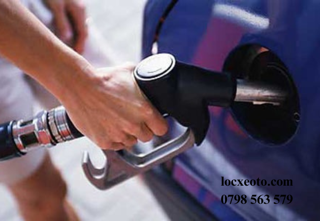 Thay lọc nhiên liệu diesel định kỳ giúp xe tiết kiệm nhiên liệu và giảm chi phí vận hành Thay lọc nhiên liệu diesel định kỳ giúp xe tiết kiệm nhiên liệu và giảm chi phí vận hành