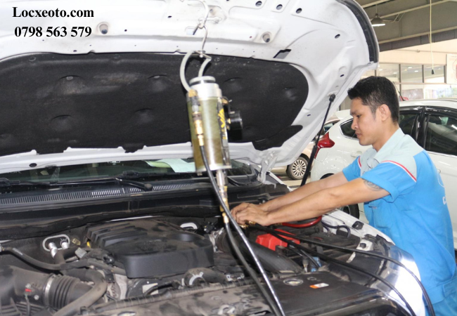 Tắc nghẽn lọc nhiên liệu khiến xe bị yếu máy, chậm phản hồi, thậm chí chết máy giữa đường. Tắc nghẽn lọc nhiên liệu khiến xe bị yếu máy, chậm phản hồi, thậm chí chết máy giữa đường.