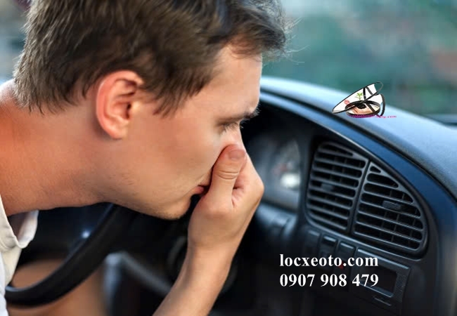 Lọc gió điều hòa Innova bị bẩn hoặc không hoạt động hiệu quả sẽ gây mùi hôi trong xe Lọc gió điều hòa Innova bị bẩn hoặc không hoạt động hiệu quả sẽ gây mùi hôi trong xe