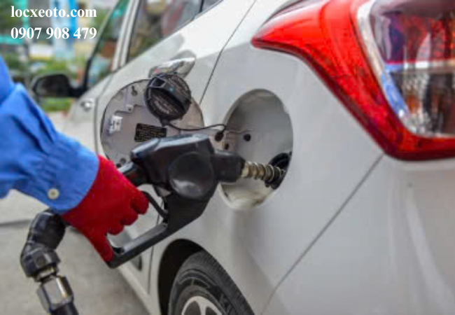 Sử dụng xăng kém chất lượng, lọc xăng sẽ nhanh bẩn và tắc nghẽn hơn Sử dụng xăng kém chất lượng, lọc xăng sẽ nhanh bẩn và tắc nghẽn hơn