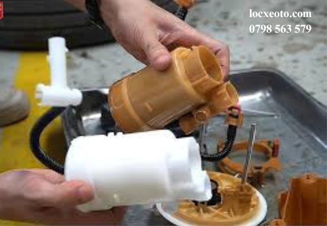 kiểm tra và thay lọc xăng ô tô đúng định kỳ để tăng tuổi thọ động cơ >> kiểm tra và thay lọc xăng ô tô đúng định kỳ để tăng tuổi thọ động cơ >>